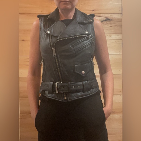 Truth + Pride Black Leather Motorcycle Vest Size M - Picture 5 of 12